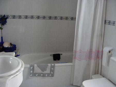 2011-8.jpg 2011-8.jpg